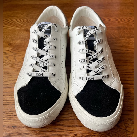 White Low-Top Sneakers with Perforated Pattern - Picture 3 of 10